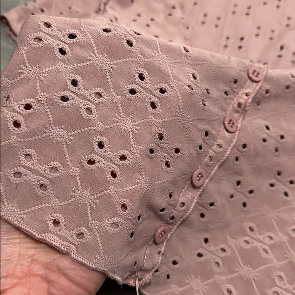 Pink Eyelet Button-Up Top size XS - Picture 3 of 6